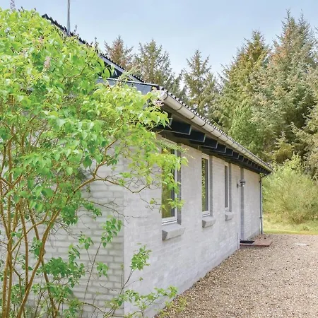 Three-bedroom Holiday In *